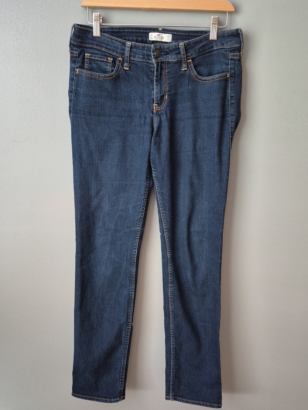 Hollister Women's Skinny Jeans in Deep Indigo Wash